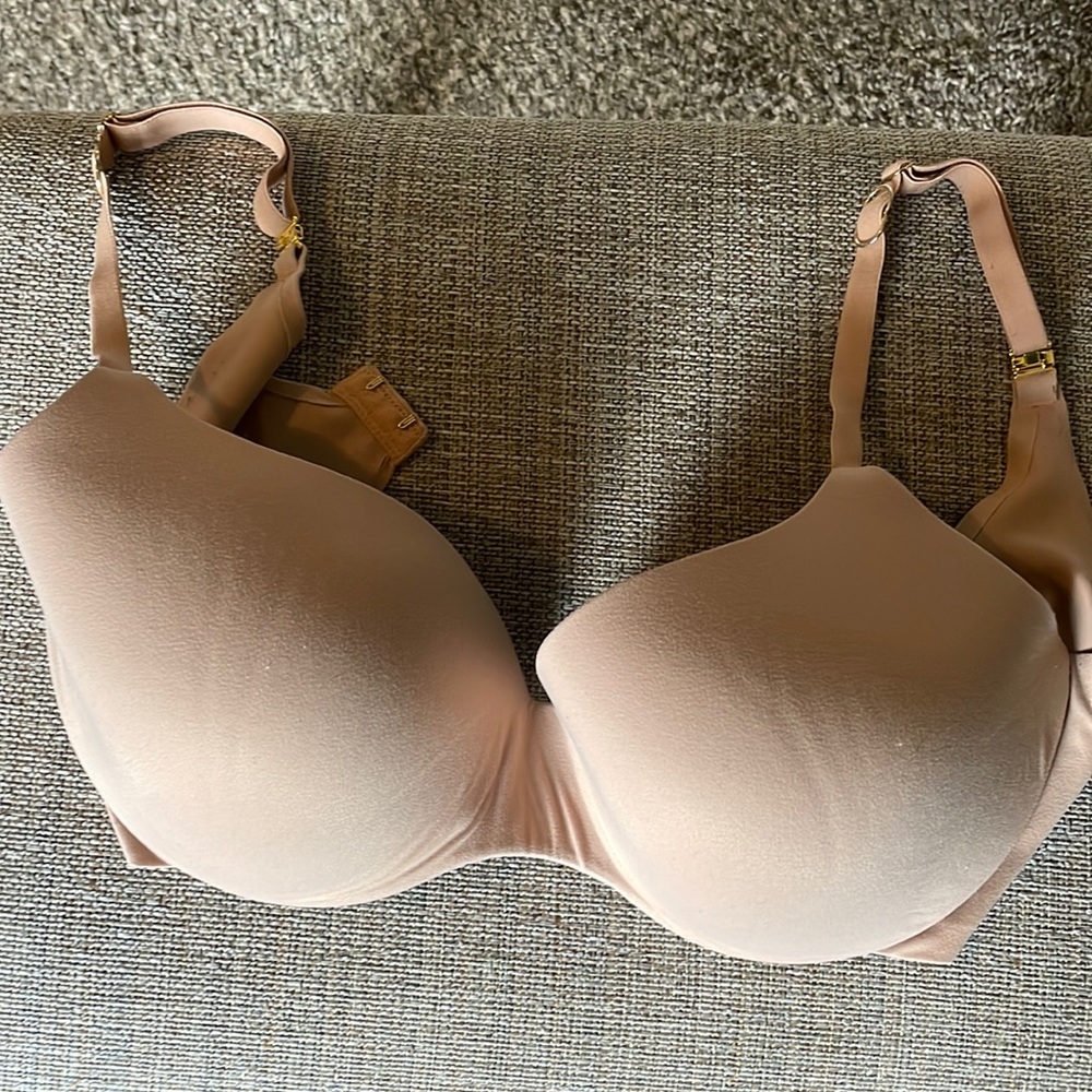 Nude bra